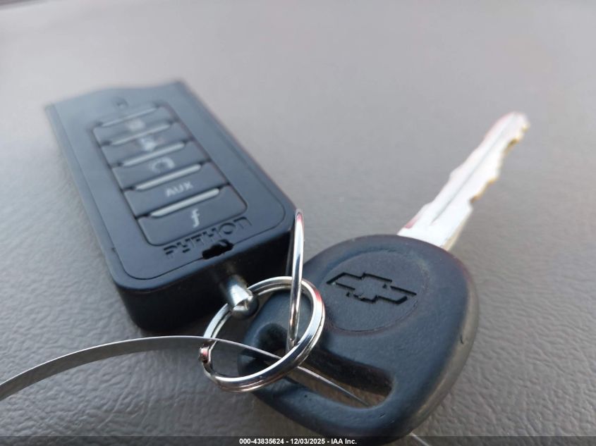 2002 Chevrolet Tahoe Lt VIN: 1GNEC13Z02R277847 Lot: 43835624