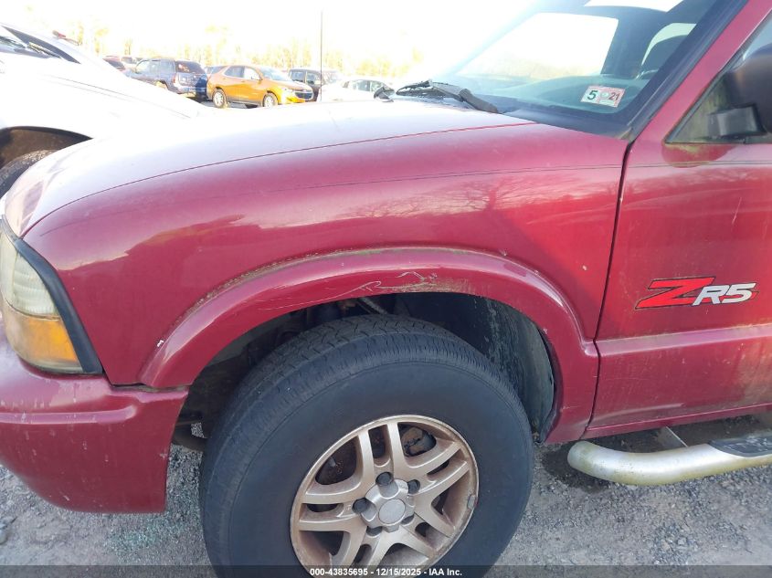 2002 GMC Sonoma Sls VIN: 1GTDT13W42K210235 Lot: 43835695