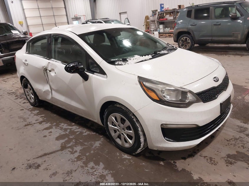 KNADM4A32G6689792 KIA RIO Photo 1