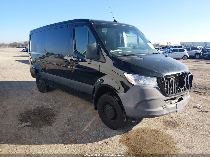 MERCEDES-BENZ SPRINTER STANDARD ROOF I4