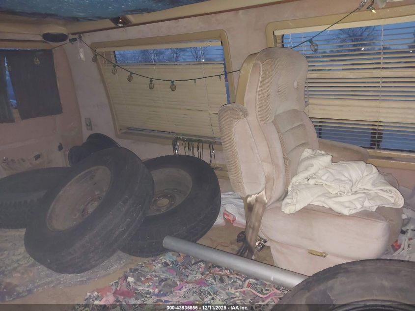 1986 GMC Rally Wagon / Van G2500 VIN: 1GDEG25H0G7502306 Lot: 43835856
