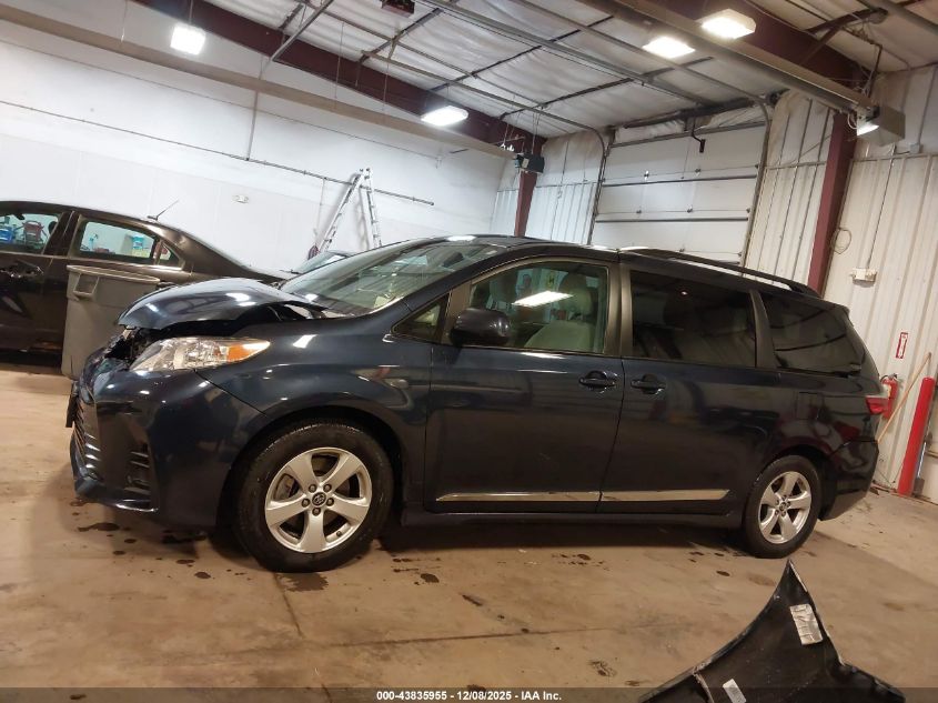 2018 Toyota Sienna Le 8 Passenger VIN: 5TDKZ3DC7JS920971 Lot: 43835955