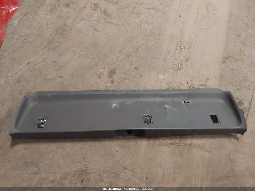 2018 Toyota Sienna Le 8 Passenger VIN: 5TDKZ3DC7JS920971 Lot: 43835955