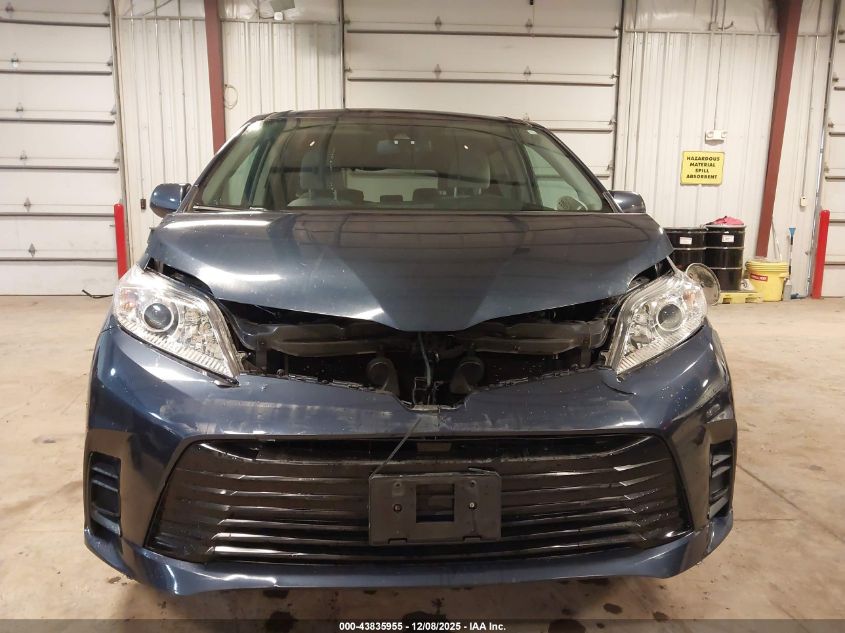 2018 Toyota Sienna Le 8 Passenger VIN: 5TDKZ3DC7JS920971 Lot: 43835955