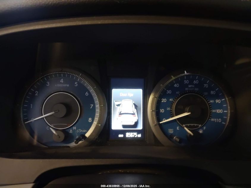 2018 Toyota Sienna Le 8 Passenger VIN: 5TDKZ3DC7JS920971 Lot: 43835955