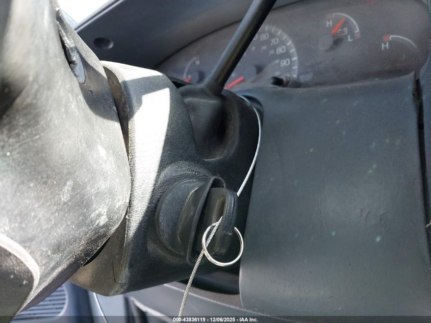 2004 Ford F-150 Heritage Xl/Xlt VIN: 2FTRF17214CA22283 Lot: 43836119