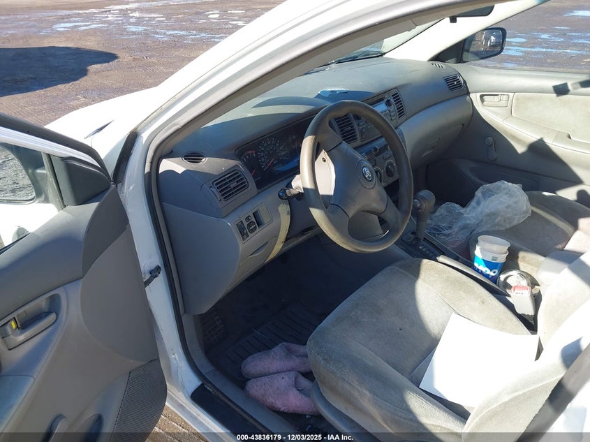 2T1BR32E24C316973 2004 TOYOTA COROLLA photo no. 5