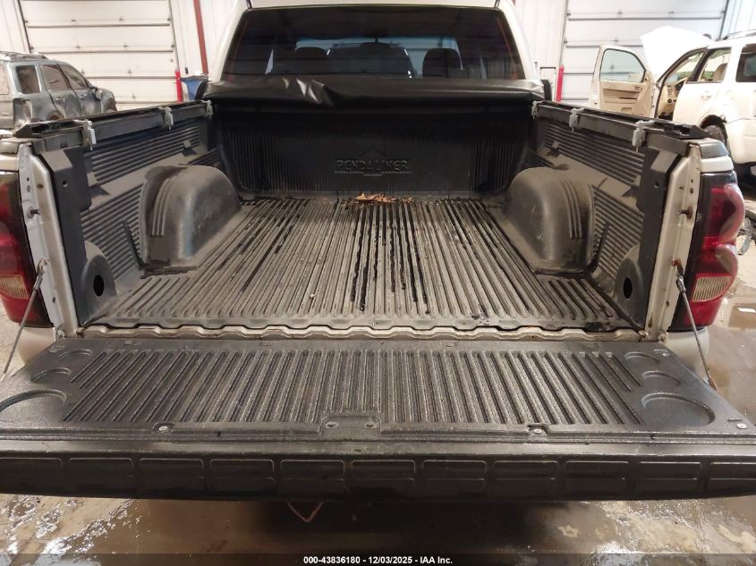 2005 Chevrolet Silverado 1500 Ls VIN: 2GCEK13T551127124 Lot: 43836180