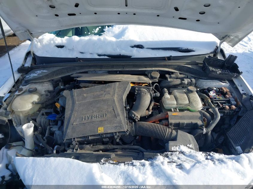 2017 Hyundai Ioniq Hybrid Blue VIN: KMHC65LC1HU024631 Lot: 43836295