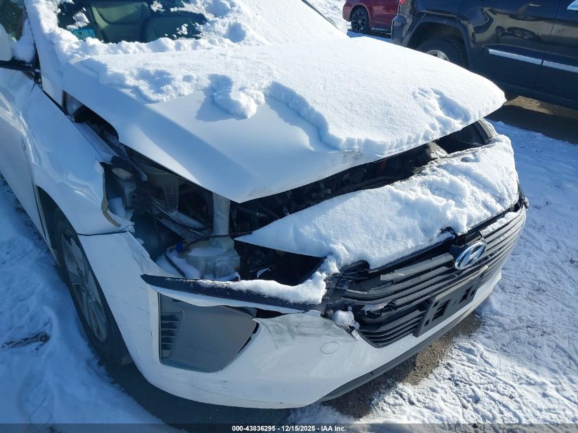 2017 Hyundai Ioniq Hybrid Blue VIN: KMHC65LC1HU024631 Lot: 43836295