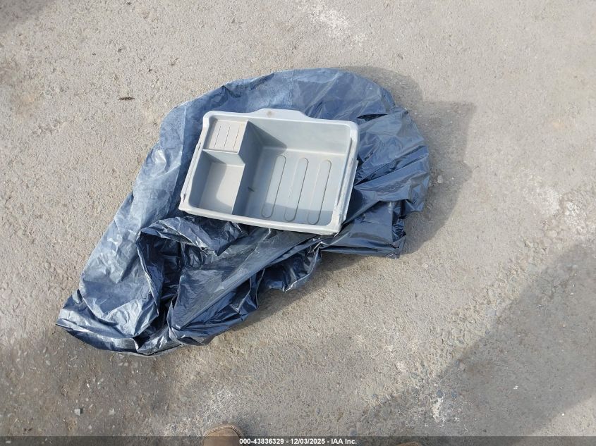 1998 Honda Cr-V Ex VIN: JHLRD1862WC065517 Lot: 43836329