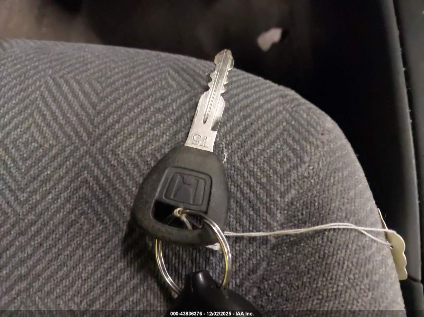 2002 Honda Civic Ex VIN: 2HGES26772H565524 Lot: 43836376