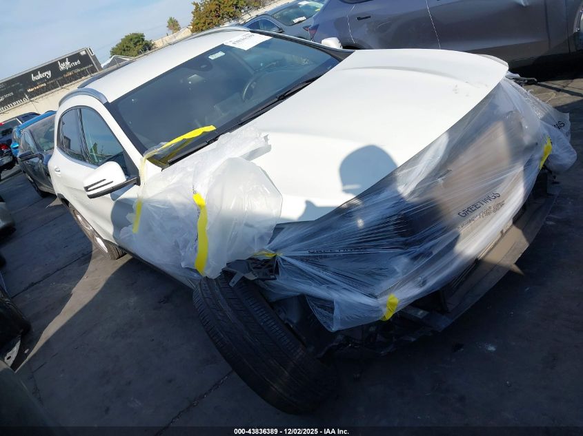 MERCEDES-BENZ GLA-CLASS GLA 250