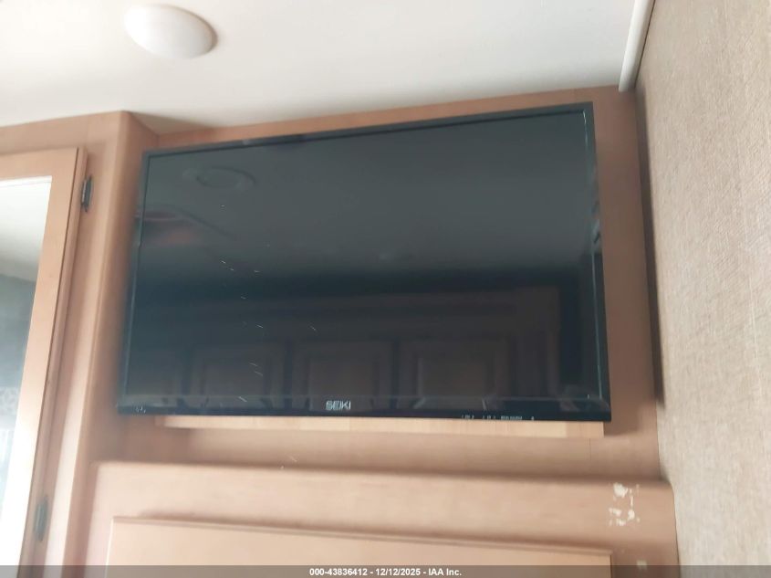 2016 Ford E-450 Cutaway VIN: 1FDXE4FS6GDC08821 Lot: 43836412