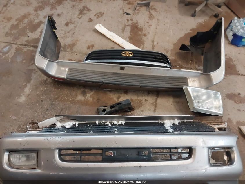 2001 Toyota Land Cruiser VIN: JTEHT05J012016132 Lot: 43836535