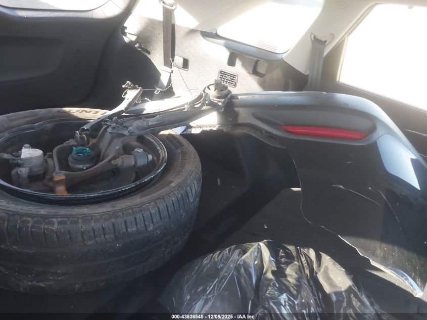 2018 Kia Sorento 3.3L Ex VIN: 5XYPHDA55JG363446 Lot: 43836545