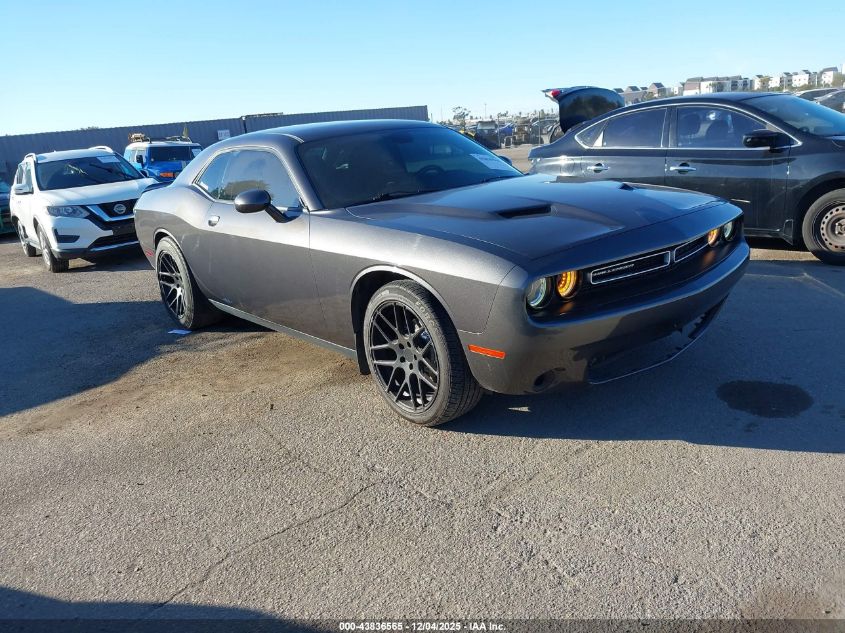 DODGE CHALLENGER SXT