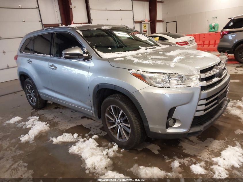 TOYOTA HIGHLANDER XLE