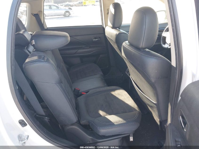 2020 Mitsubishi Outlander Es 2.4 S-Awc/Le 2.4 S-Awc/Se 2.4 S-Awc/Sel 2.4 S-Awc/Sp 2.4 S-Awc VIN: JA4AZ3A32LZ048694 Lot: 43836592