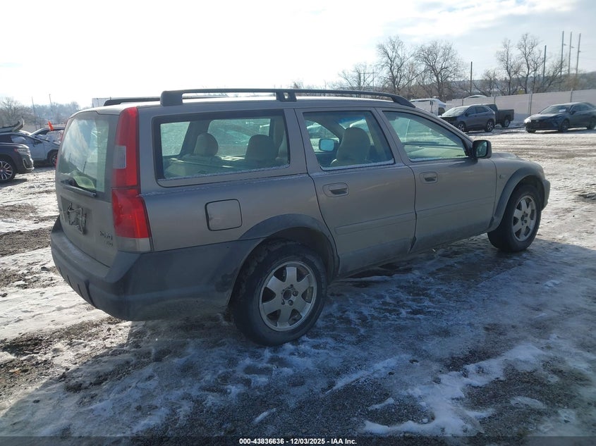 YV1SZ59H941142992 2004 VOLVO XC70 photo no. 4