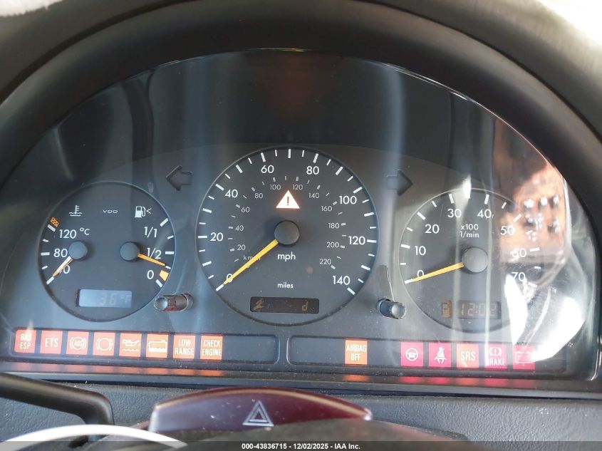 2000 Mercedes-Benz Ml 320 VIN: 4JGAB54E4YA202987 Lot: 43836715