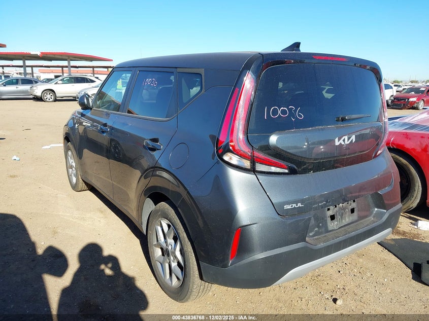 KNDJ23AU2R7914563 2024 KIA SOUL photo no. 3