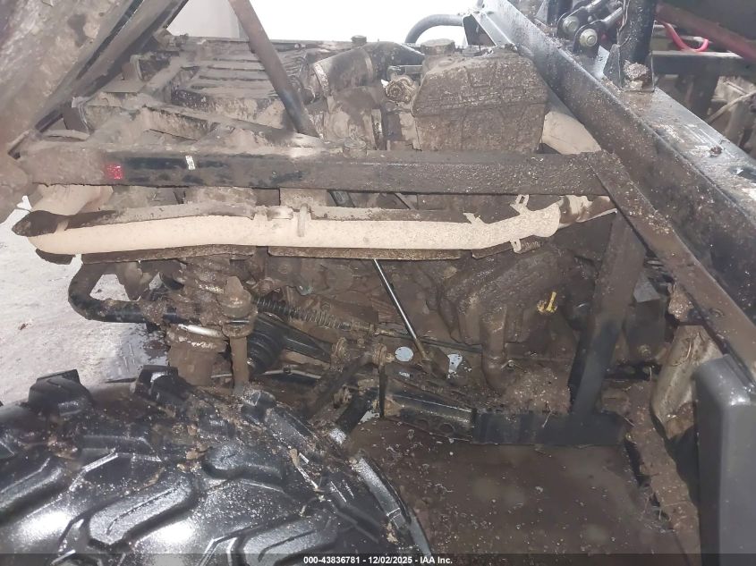 2014 Polaris Ranger 570 Crew VIN: 4XAWH6EA4EE800499 Lot: 43836781