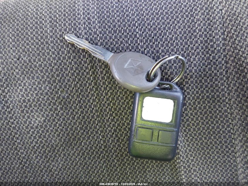 2000 Jeep Grand Cherokee Laredo VIN: 1J4GW48S0YC232354 Lot: 43836792