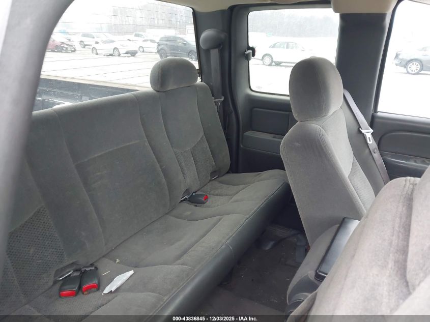 2005 Chevrolet Silverado 1500 Z71 VIN: 2GCEK19T351224667 Lot: 43836845