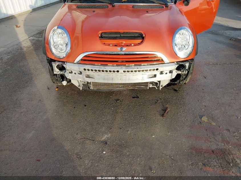 2005 Mini Cooper S VIN: WMWRH33455TF81002 Lot: 43836850