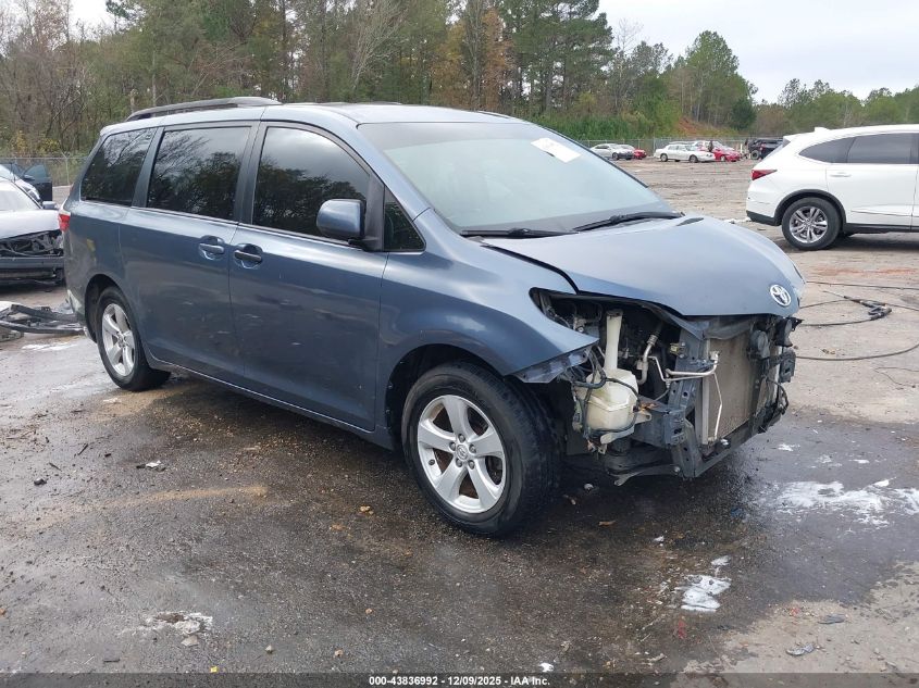 TOYOTA SIENNA LE 8 PASSENGER
