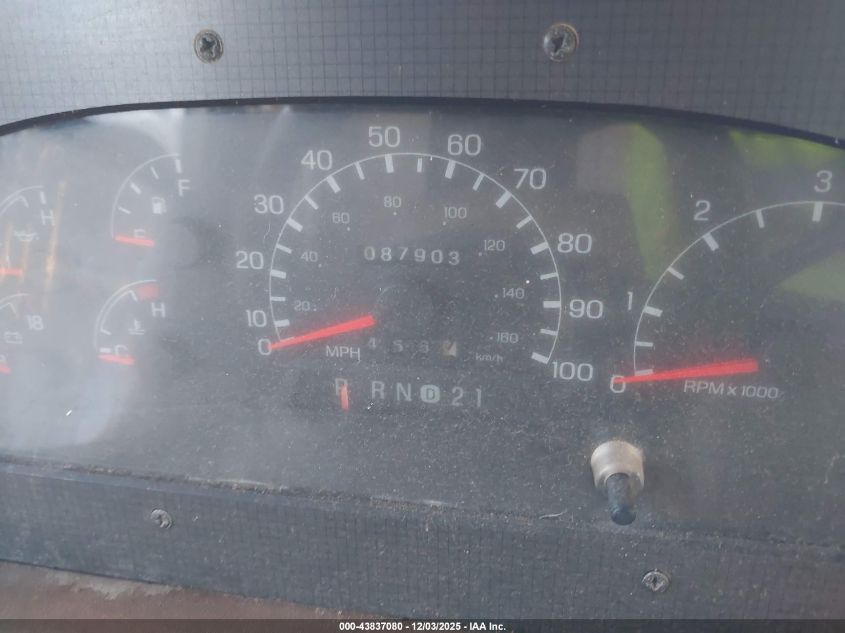 2000 Ford F550 Super Duty Stripped Chass VIN: 1FCNF53S4Y0A11934 Lot: 43837080