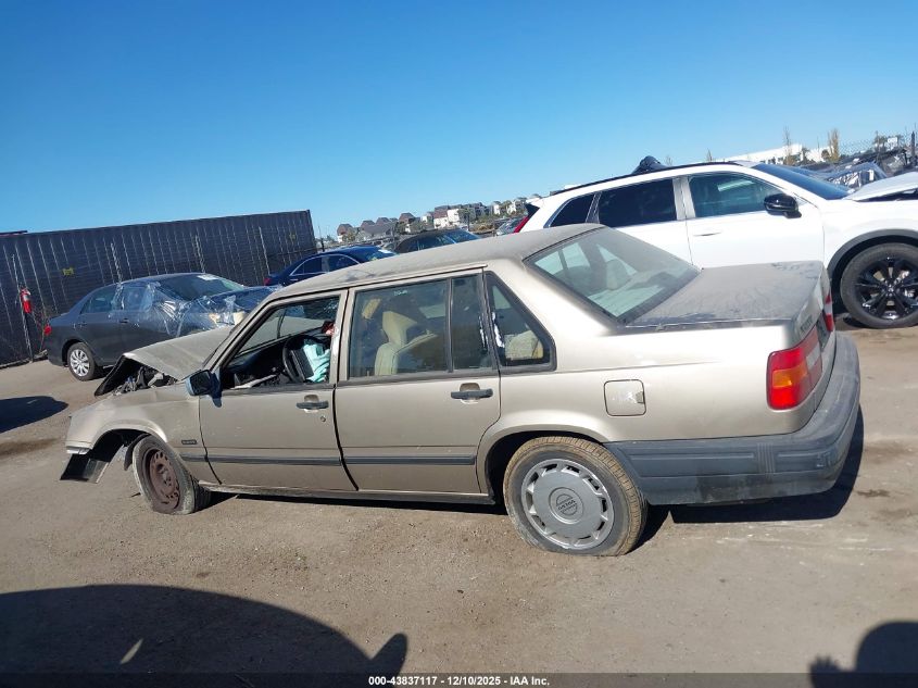 1994 Volvo 940 VIN: YV1JS8313R1173692 Lot: 43837117