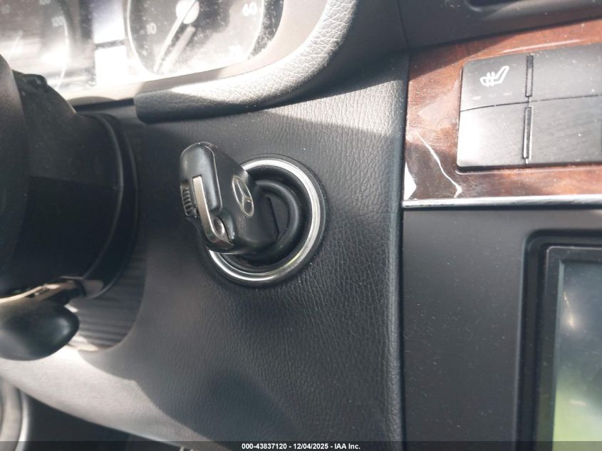 2005 Mercedes-Benz C 240 Luxury 4Matic VIN: WDBRF81J95F565880 Lot: 43837120