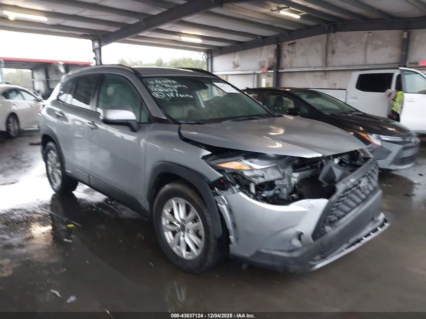 TOYOTA COROLLA CROSS LE