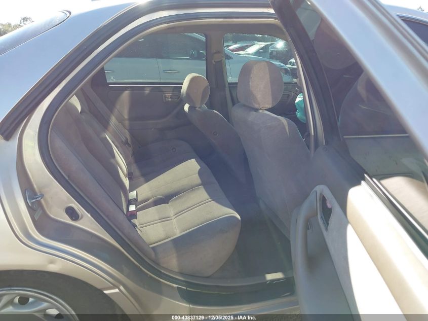 1999 Toyota Camry Le VIN: 4T1BG22K2XU890501 Lot: 43837129