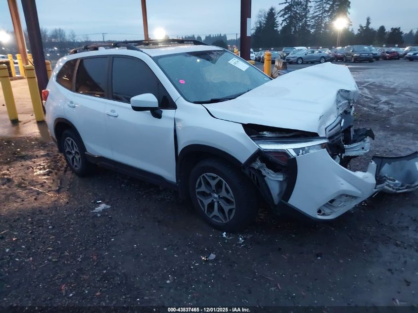 SUBARU FORESTER PREMIUM