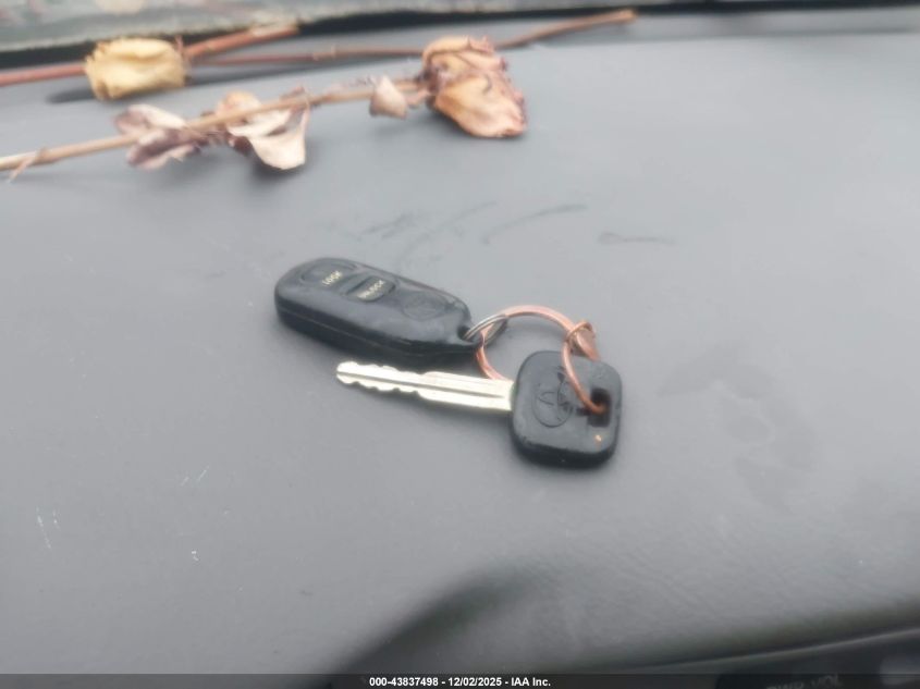 2003 Toyota Corolla Le VIN: 2T1BR32E13C137127 Lot: 43837498