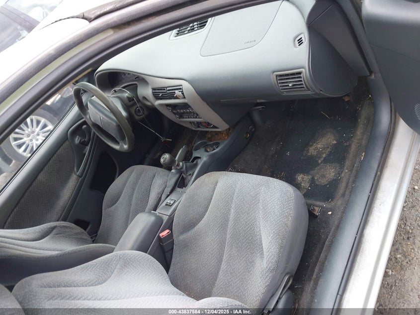 1G1JS124127228337 2002 CHEVROLET CAVALIER photo no. 5