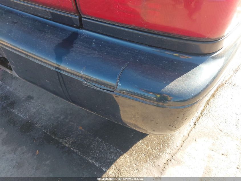 1997 Toyota Corolla Dx VIN: 1NXBB02E2VZ553840 Lot: 43837601