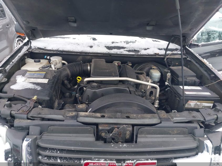 2005 GMC Envoy Slt VIN: 1GKDT13S952203402 Lot: 43837605