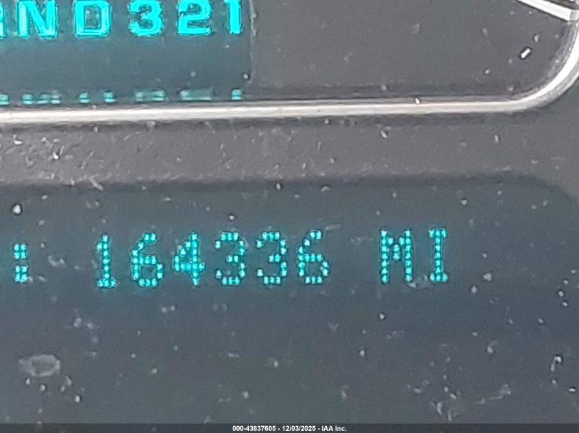 2005 GMC Envoy Slt VIN: 1GKDT13S952203402 Lot: 43837605