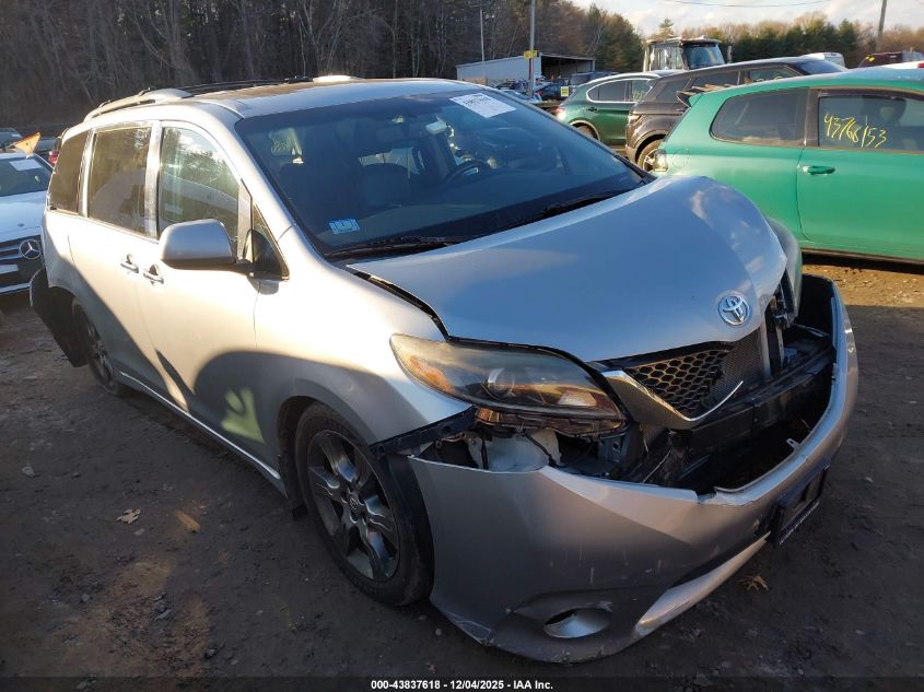 TOYOTA SIENNA SE PREMIUM 8 PASSENGER