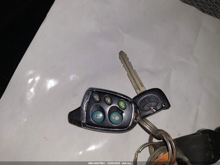 2000 Chrysler Voyager VIN: 2C4GJ2538YR809676 Lot: 43837651