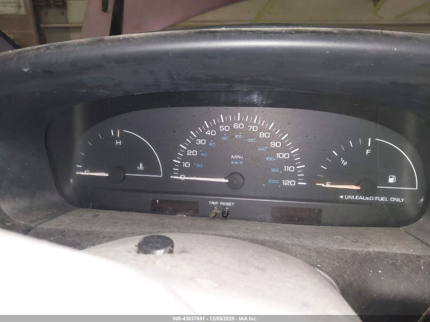 2000 Chrysler Voyager VIN: 2C4GJ2538YR809676 Lot: 43837651