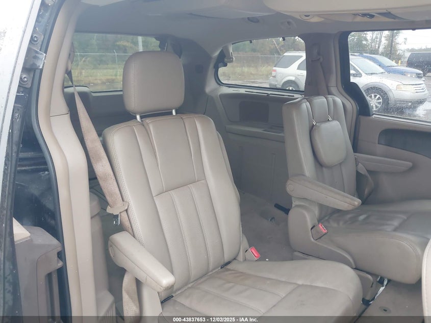 2C4RC1CG2DR734504 2013 CHRYSLER TOWN & COUNTRY photo no. 8