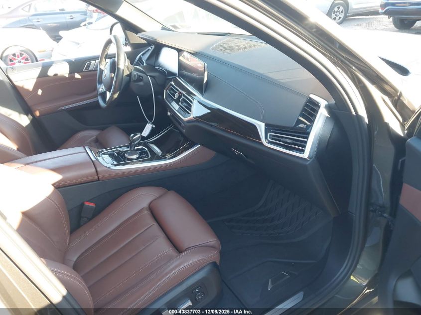 2020 BMW X5 - 5UXCR6C06L9D47805