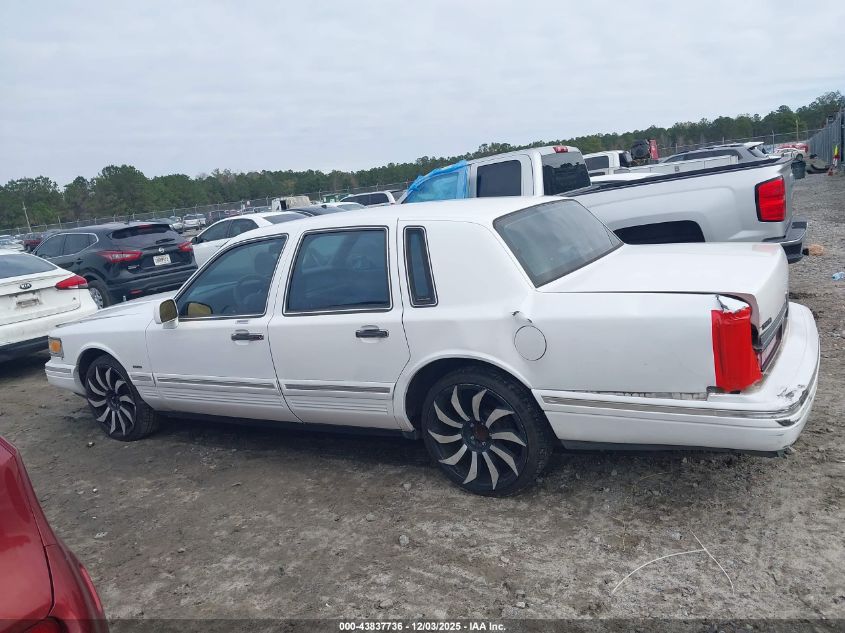 1996 Lincoln Town Car Executive VIN: 1LNLM81W5TY646462 Lot: 43837736