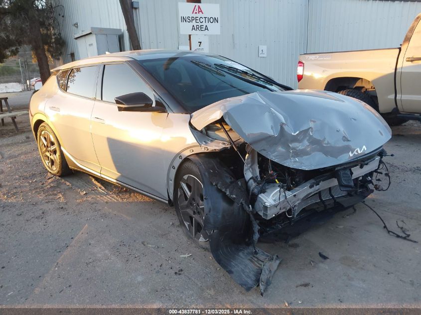 KIA EV6 LIGHT LONG RANGE