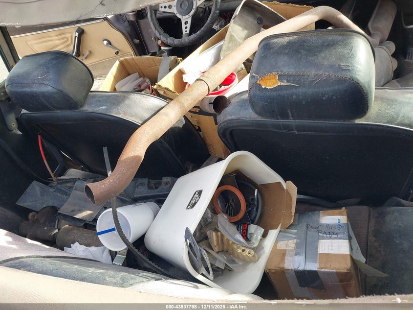 1977 Fiat 124 Spider VIN: 124CS10118260 Lot: 43837798